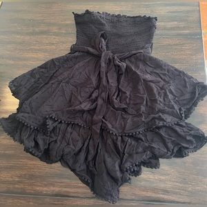 Isabelle’s Cabinet Romper in Black - size S